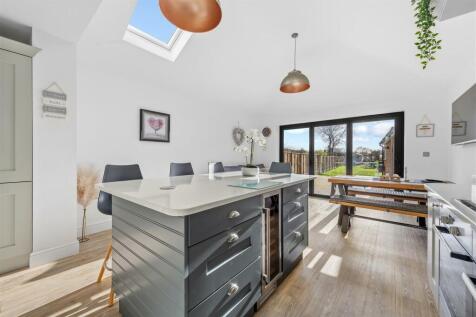 Kitchen / Dining / Family Room