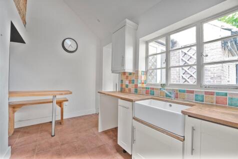 Kitchen / Breakfast Room
