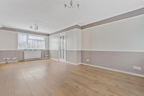 Lounge / Dining Room