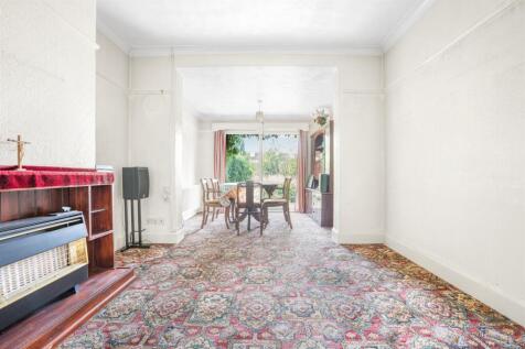 Living Room / Dining Room
