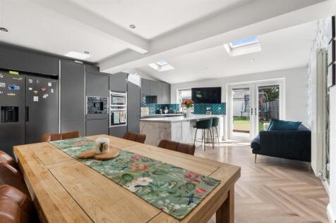 Living / Kitchen / Dining Space