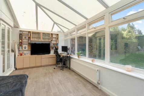 Dining Room / Conservatory