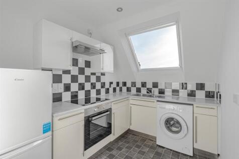 12 Hampton House-2.jpg