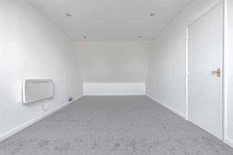 12 Hampton House-6.jpg