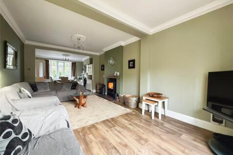 Living/Dining Room