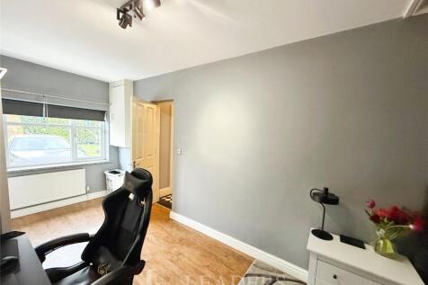Study/Bedroom 4