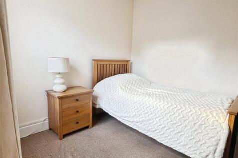 Bed 3