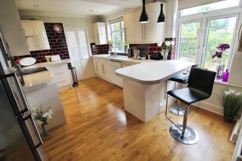 Kitchen (2)