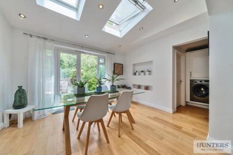 Extended Dining Area