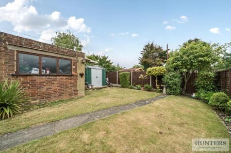 Rear Garden View3