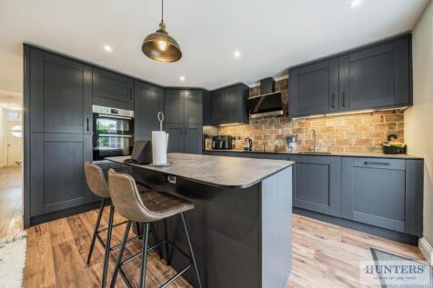 Extended Kitchen/Breakfast Area