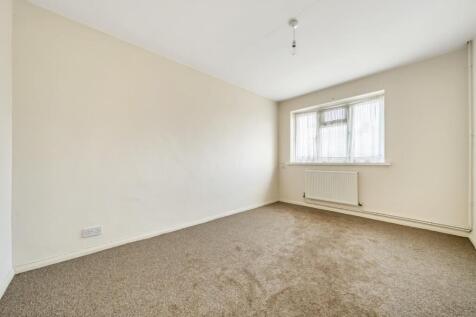Bedroom One (2)