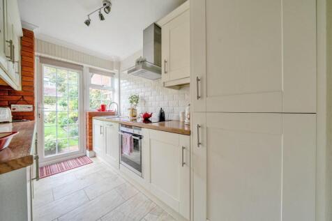 Kitchen (2/2)
