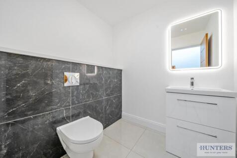 Basement WC