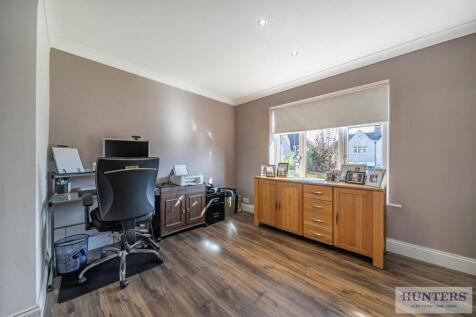 Reception/Office Area