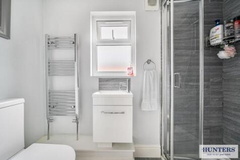 En Suite Shower Room