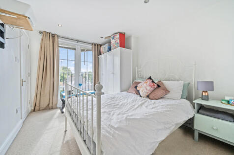 1358239-18-68d6d0...