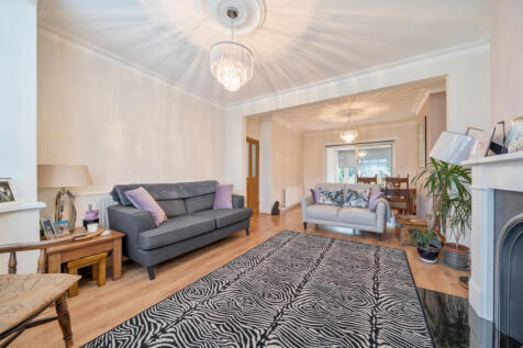 1362513-9-68dfda7...