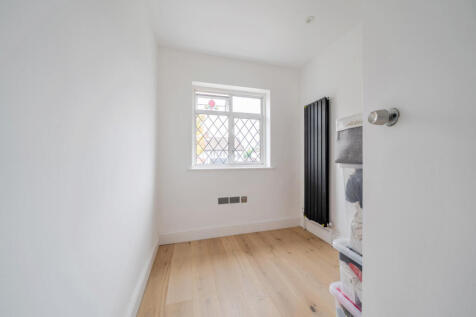 1364132-12-68e653...