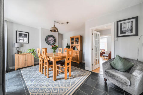 1374183-9-690dc27...