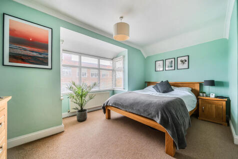 1374183-2-690dbf4...