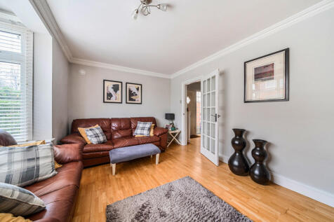 1374183-7-690dc25...