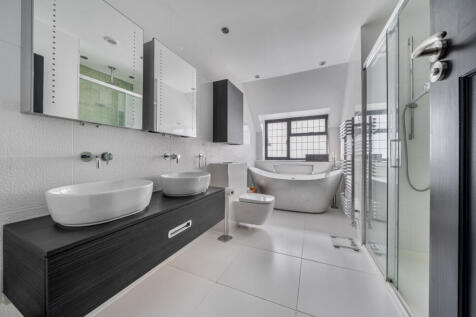 1374280-22-690e5d...