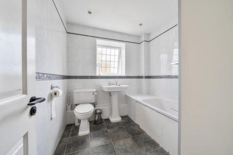 1364073-18-68ed8d...