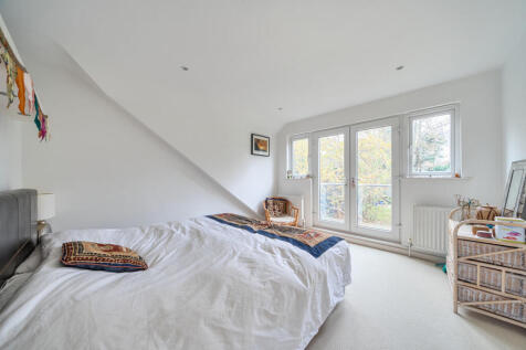 1383498-11-691f29...