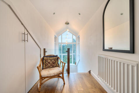 1383498-15-691f2a...