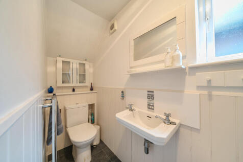 1383498-27-691f2b...