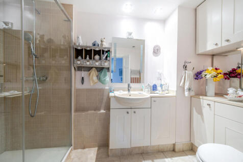 1359007-13-68dbee...