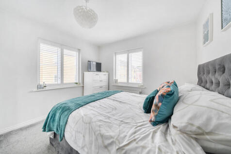 1364883-7-68e6479...