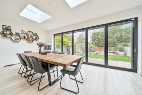 1369092-26-68f25b...