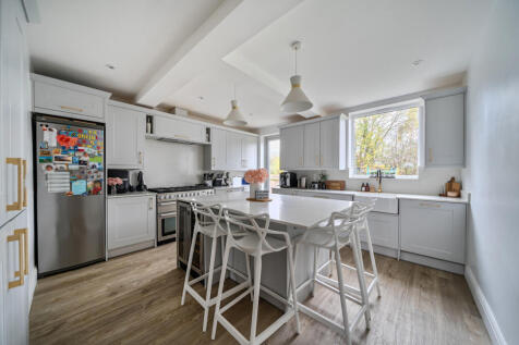 1376684-16-69132d...