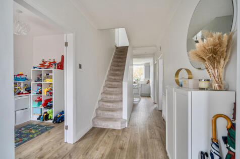 1376684-18-69132e...