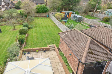 1382516-17-691b49...