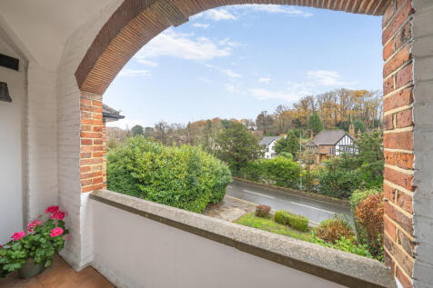 1384081-7-693196a...