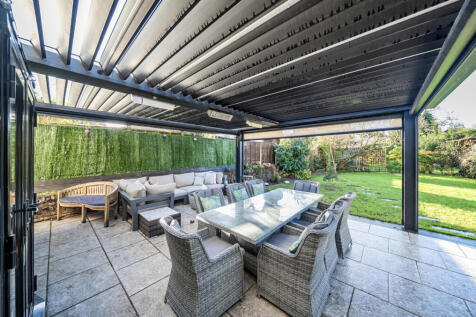 1400817-4-696a81c...