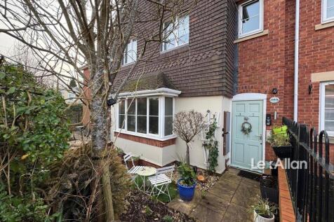 Swan Close Blakedown 2.jpg