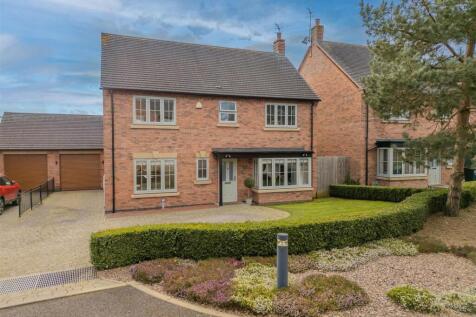 Meadowfields Close Wordsley