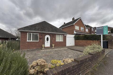 Kingsway Wollaston 1.jpg