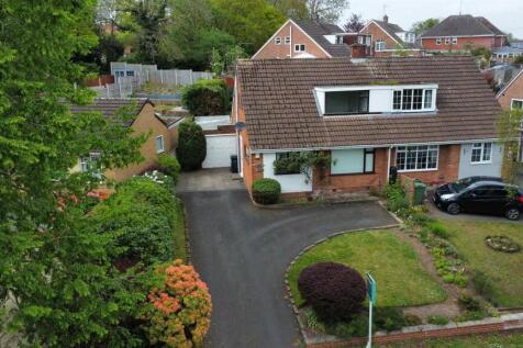 The Broadway Norton 1.jpg