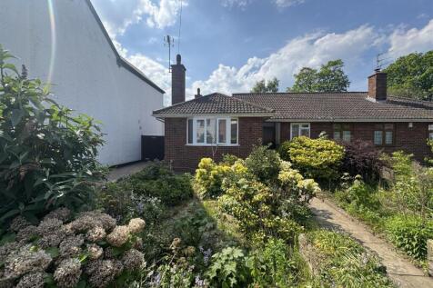Bridle Road Wollaston 1.jpg