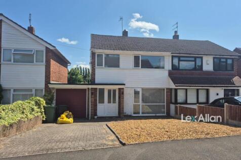 Tiverton Close Kingswinford 2.jpg