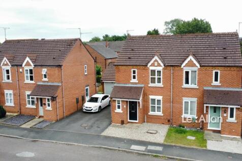 Mary MacArthur Drive Cradley Heath 2.jpg