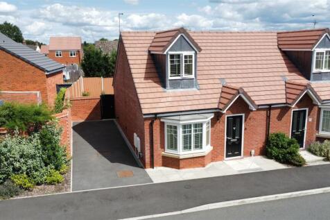 Longlands Avenue Old Quarter 1.jpg