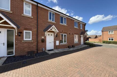 Field Siding Way Kingswinford 1.jpg