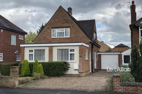 Wentworth Road Wollaston 2.jpg