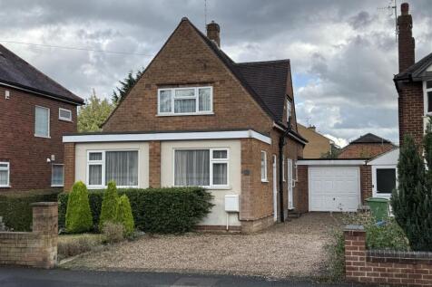 Wentworth Road Wollaston 1.jpg